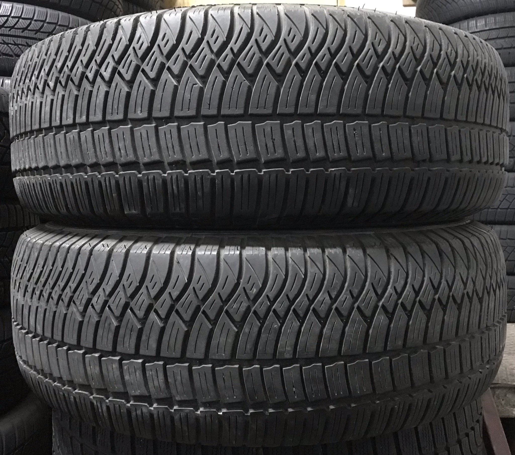 бу резина 235/50 R18