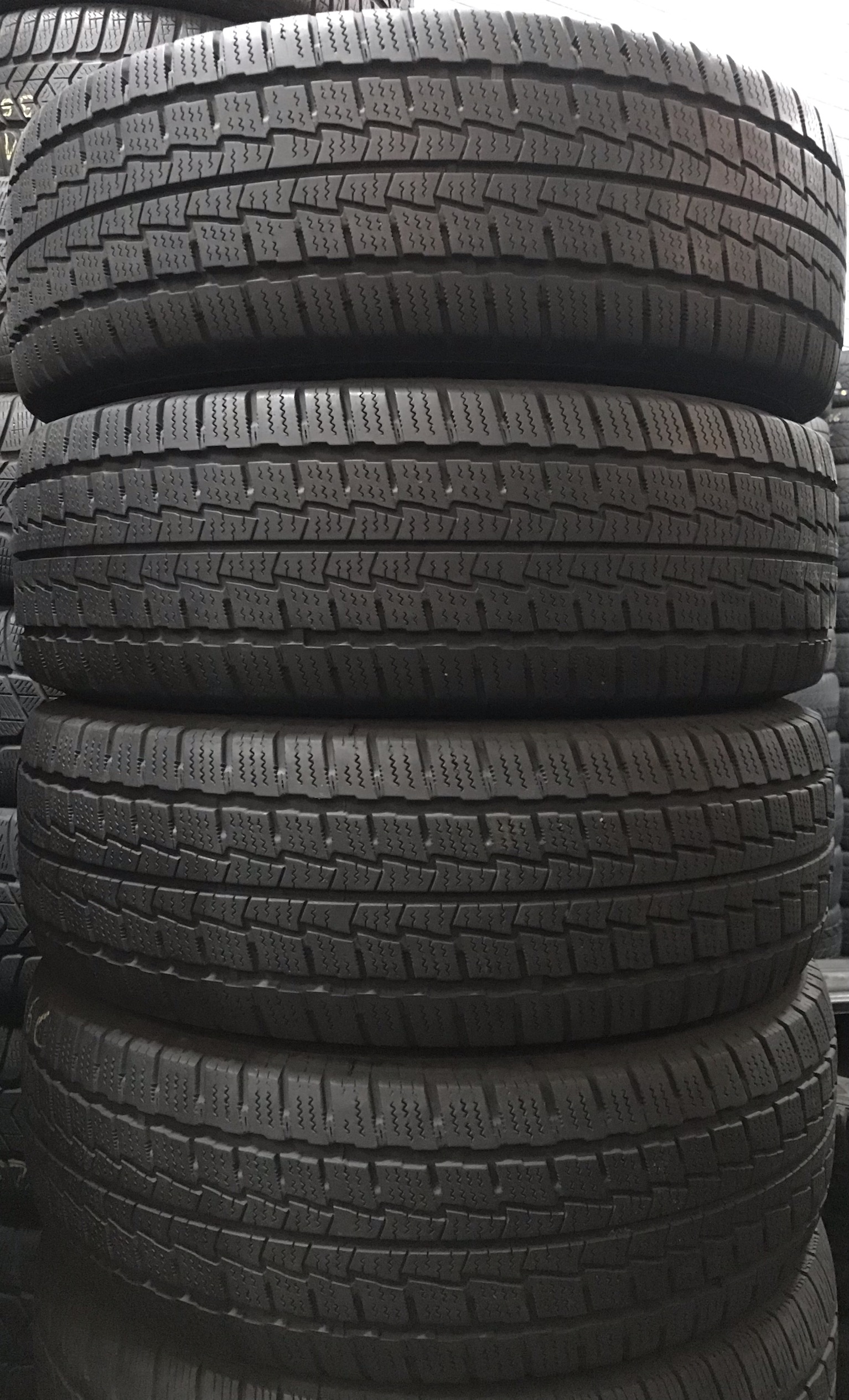 резина бу 215/70 R16C   бу резина 215/70 R16C