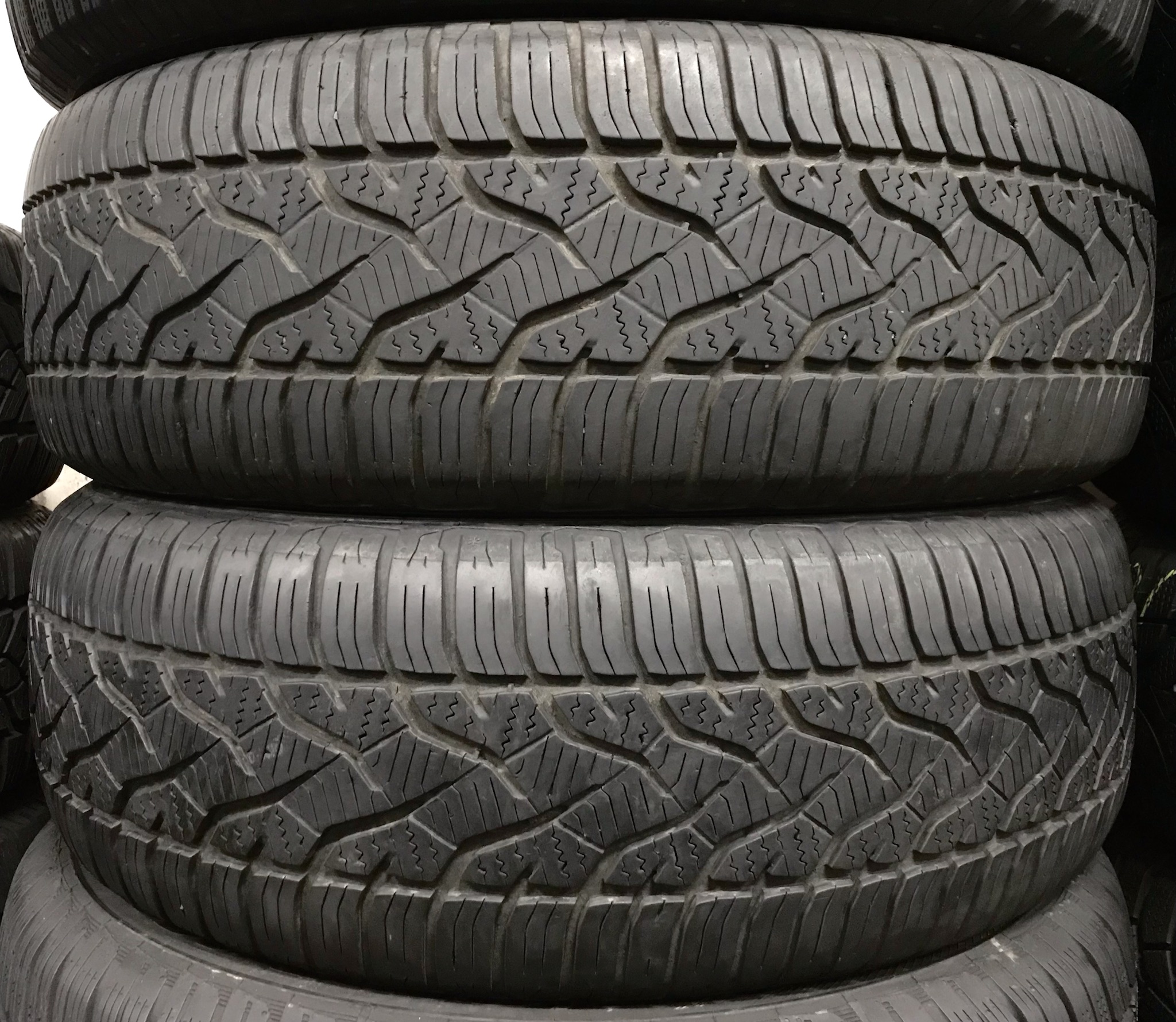 резина бу 215/65 R16   бу резина 215/65 R16