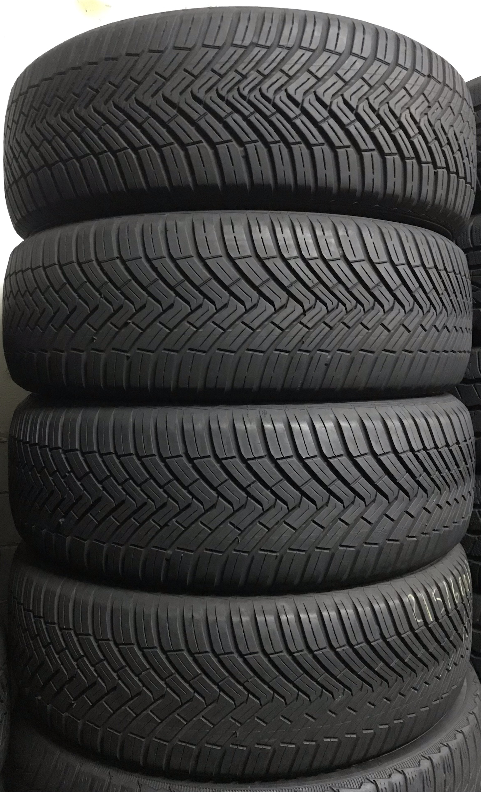 бу резина 215/65 R16